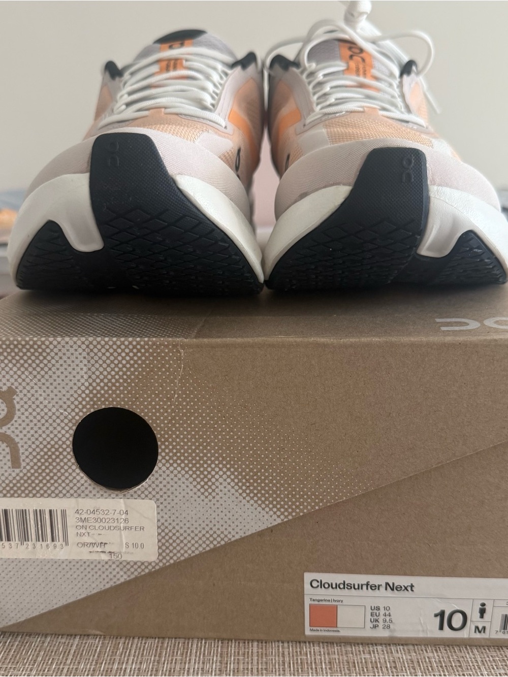 New ON Cloudsurfer Next Mens Sz 10 Running Shoes 'Tangerine Ivory' 3ME30023126🔥